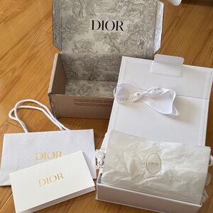 Dior box with tissue paper and shopping bag